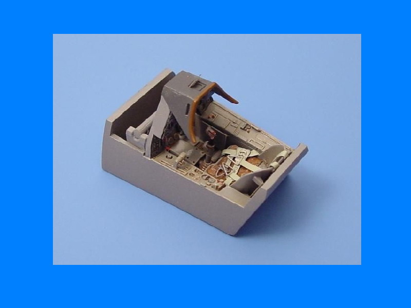 AIR4095 Focke-Wulf Fw 190A-3 cockpit set 1/48 AIR4095 Focke-Wulf Fw 190A-3 cockpit set 1/48